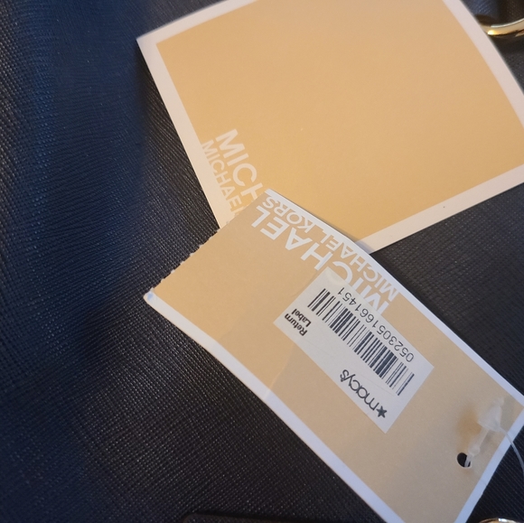 Micheal Kors Hamilton Large Tote - Picture 5 of 8